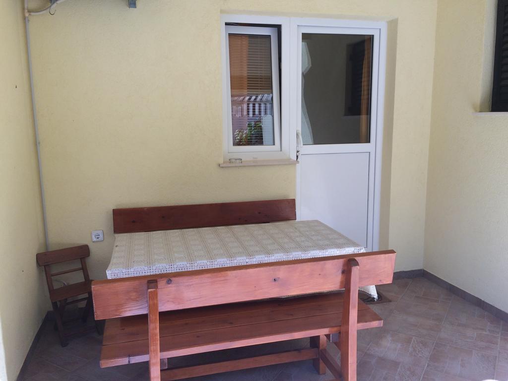 Apartment Kolundzic 노비비노돌스키 객실 사진