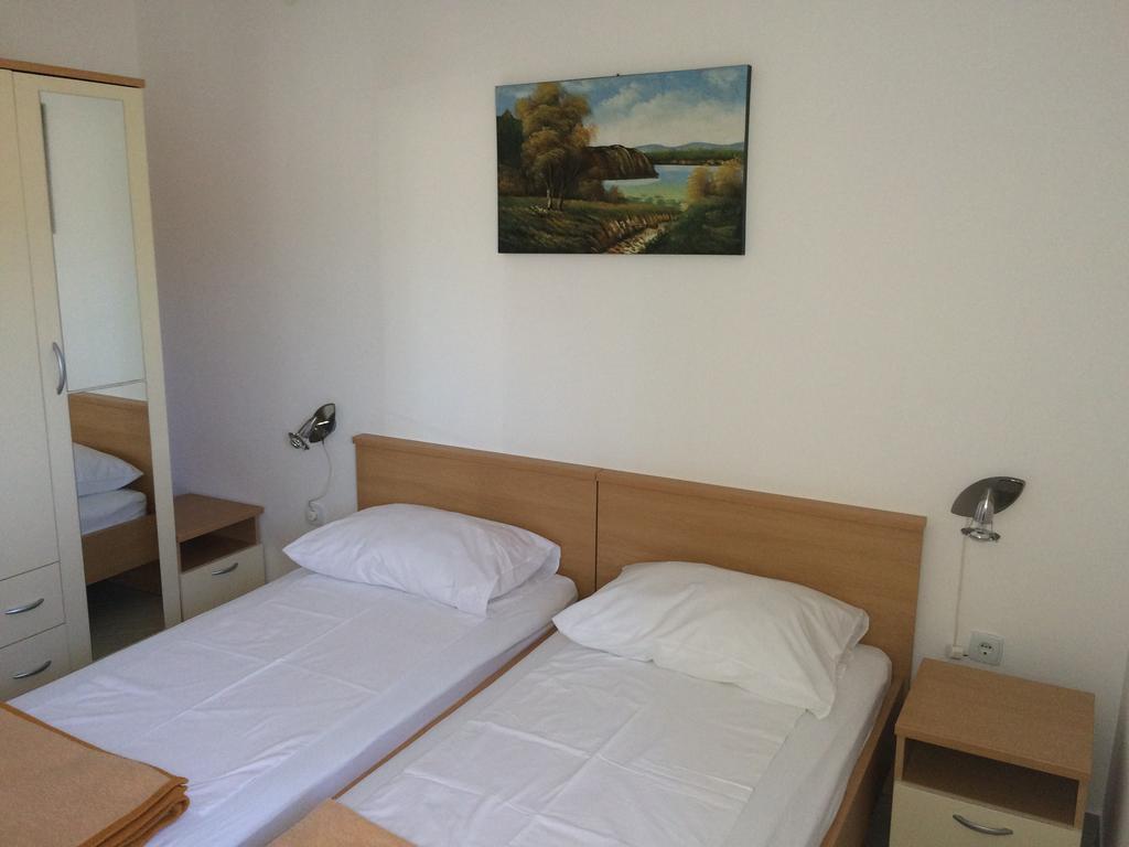 Apartment Kolundzic 노비비노돌스키 외부 사진