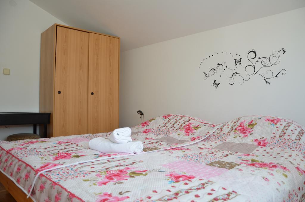 Apartment Kolundzic 노비비노돌스키 외부 사진