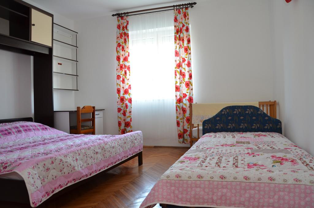 Apartment Kolundzic 노비비노돌스키 외부 사진